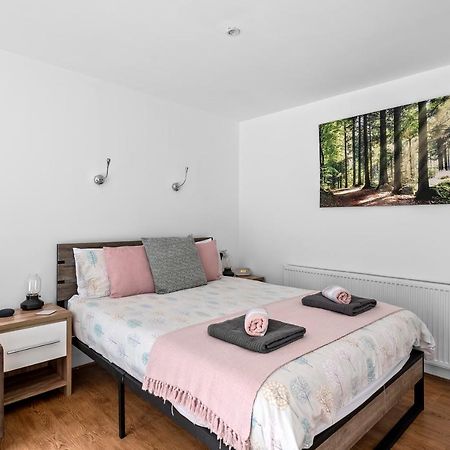 Number 2, Lytton Tree Lodge, Reydon, Southwold エクステリア 写真
