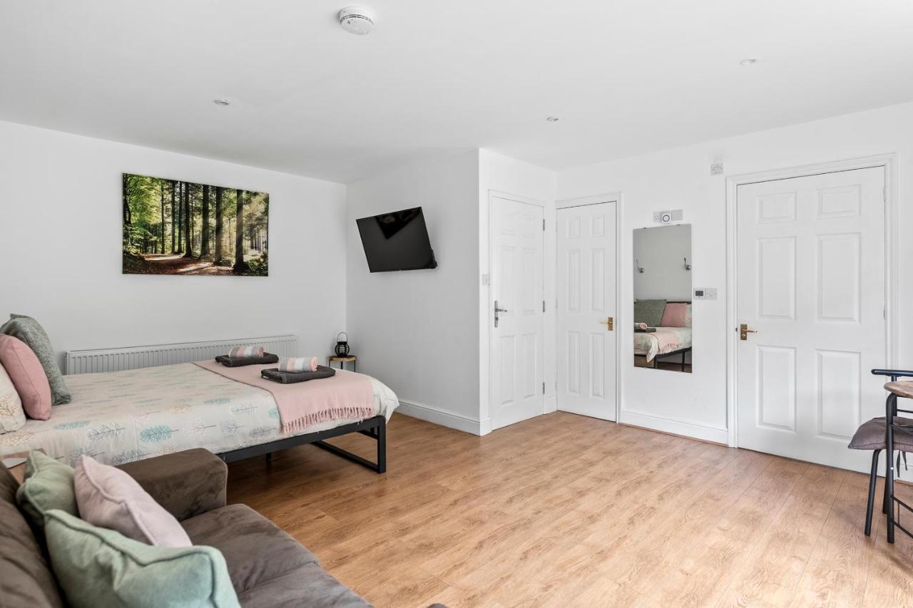 Number 2, Lytton Tree Lodge, Reydon, Southwold エクステリア 写真